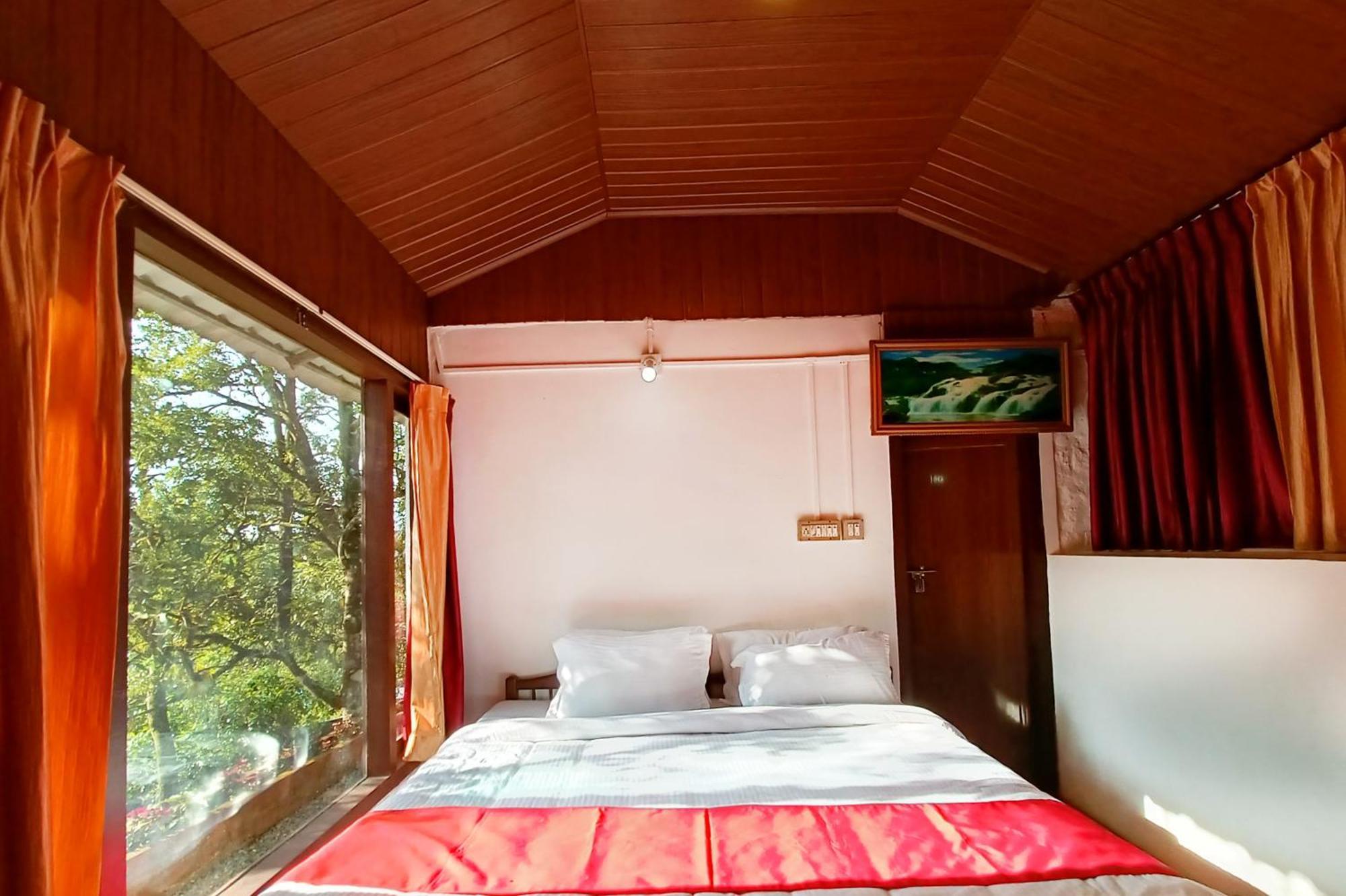 Exotica Holidays Hotel Viripara Kültér fotó